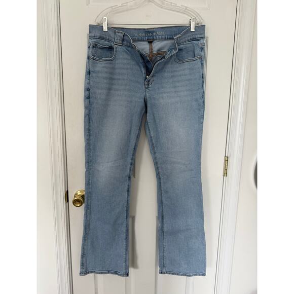 American Eagle Light wash Jeans W14 90s Low Rise Skinny Kick Stretch Button Fly‎ - Picture 1 of 13